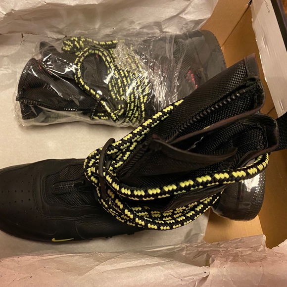 Nike Air Force 1 SF High - Picture 2 of 6